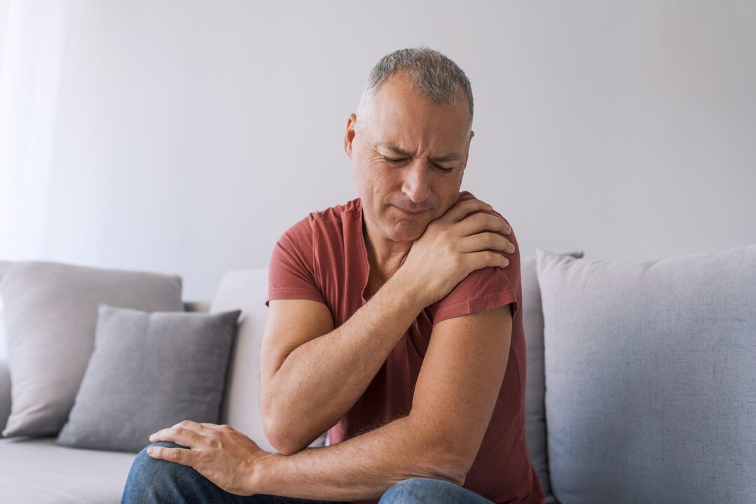 Schmerz am Schëllergelenk a seng Behandlung mat Artovitel Gel